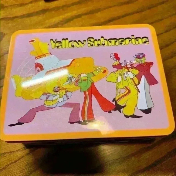 Beatles Yellow Submarine Lunchbox Collectable Metal/Tin - Picture 1 of 2